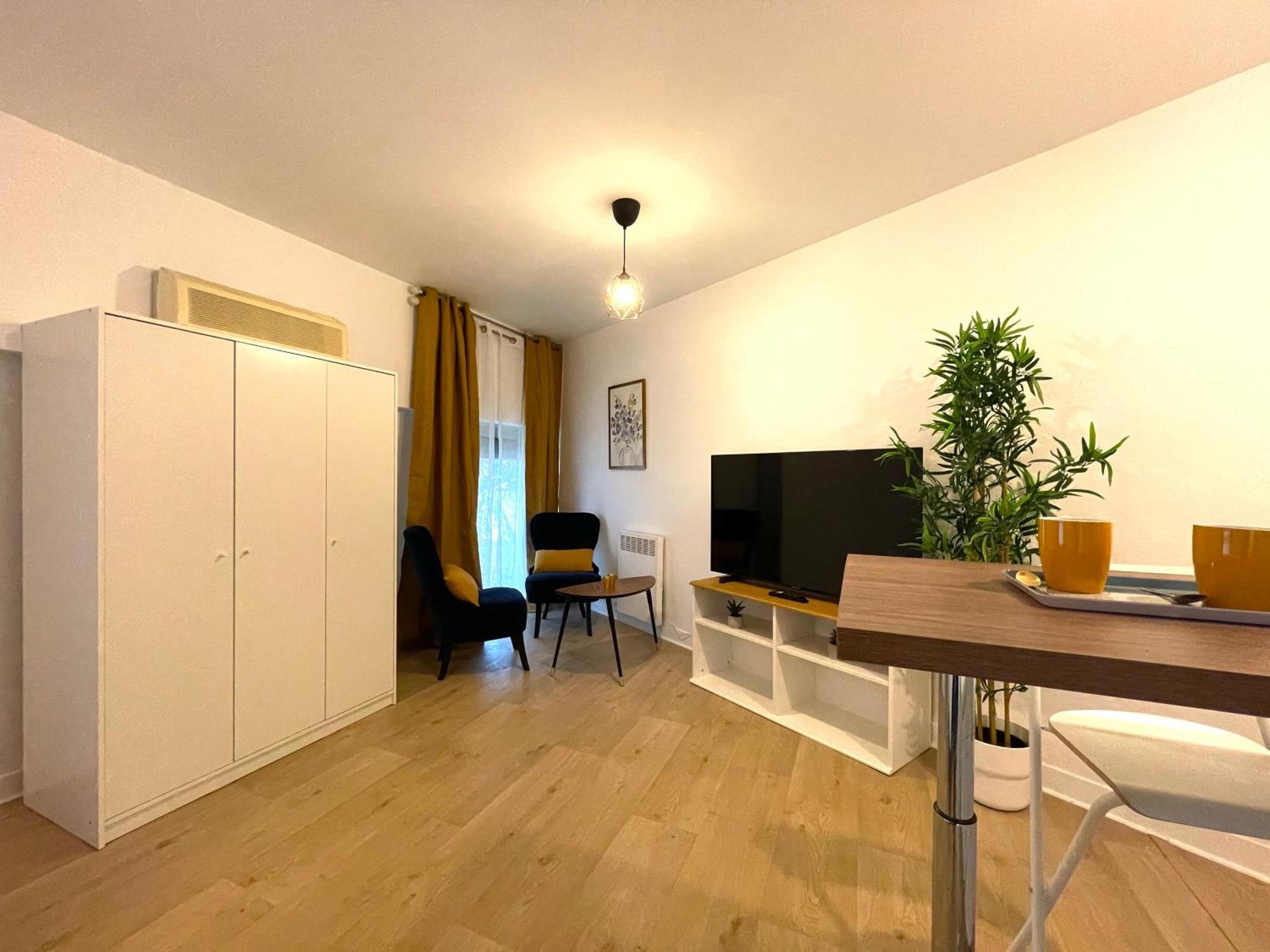 Les Entrepreneurs - Appartements Neufs Et Spacieux, Proche Rer C Et Aeroport Orly Morangis  Exterior foto